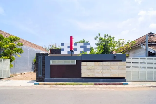 OYO 1909 Edelweiss Residence Syariah