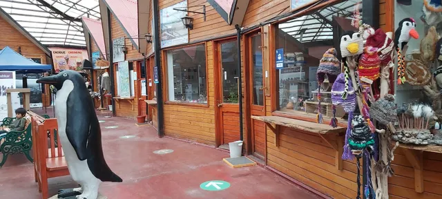 Pueblo Artesanal. Artesanías De La Patagonia.