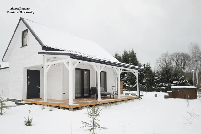 SzumiPuszcza - domki, sauna, balia