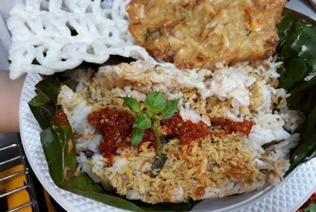 Nasi Bakar Juara Taman Holis