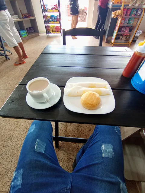 Manuella Casa de Pães e Doce