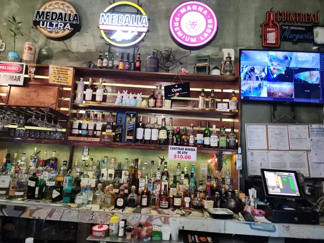 El Quinqué De Douglas’ Pub