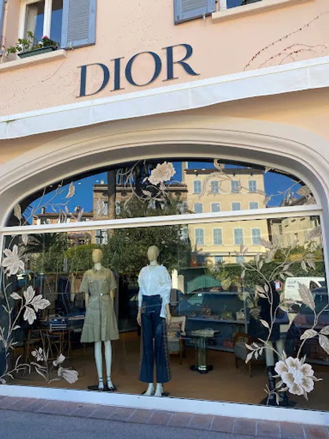 DIOR MEN Saint-Tropez Store