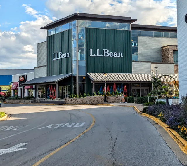 L.L.Bean