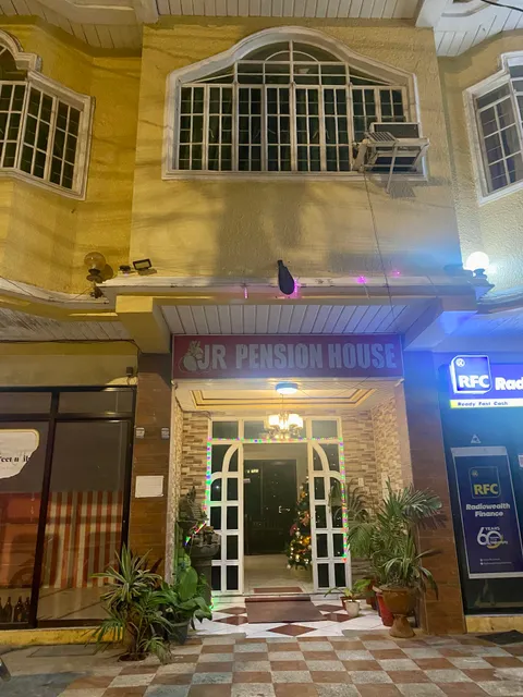 JR PENSION HOUSE