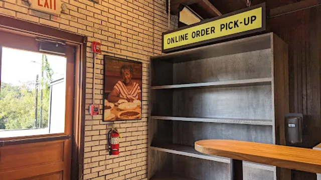 Jim 'N Nick's Bar-B-Q