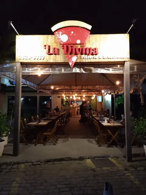 La Divina Pizzeria