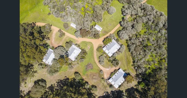 Little River Farm Cottages