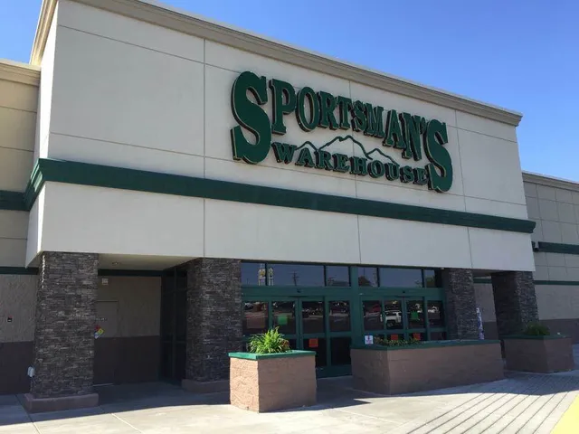 Sportsman's Warehouse