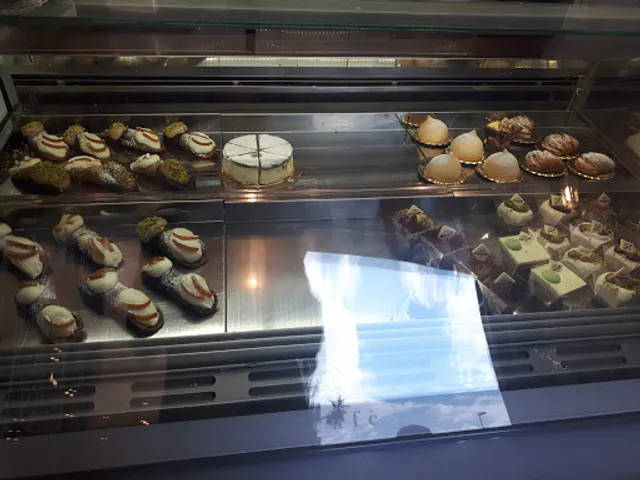 Frizzcafè Bari Via Matarrese