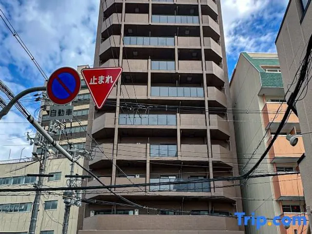 Apartment Hotel 11 Namba Minami III