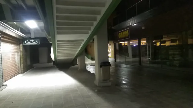 Centro comercial del Ventorrillo (A Coruña)