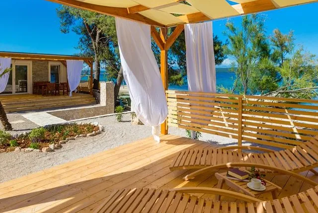 Mobile Homes Pine Tree