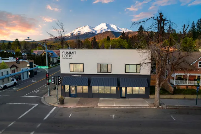 Summit Lofts Boutique Hotel