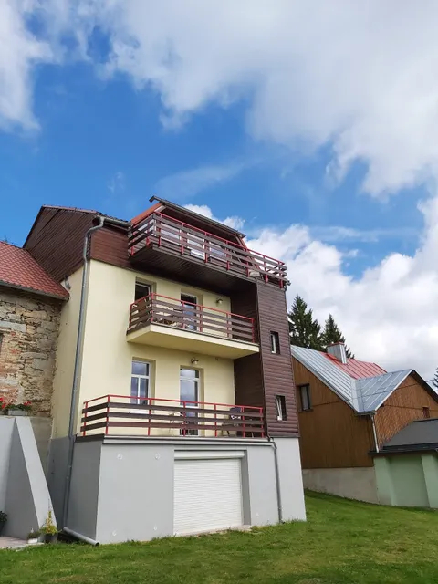 Apartmány Nad Šlikovkou