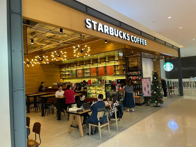 Starbucks (One Bay East)