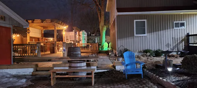 Erie-O Motel and Marina