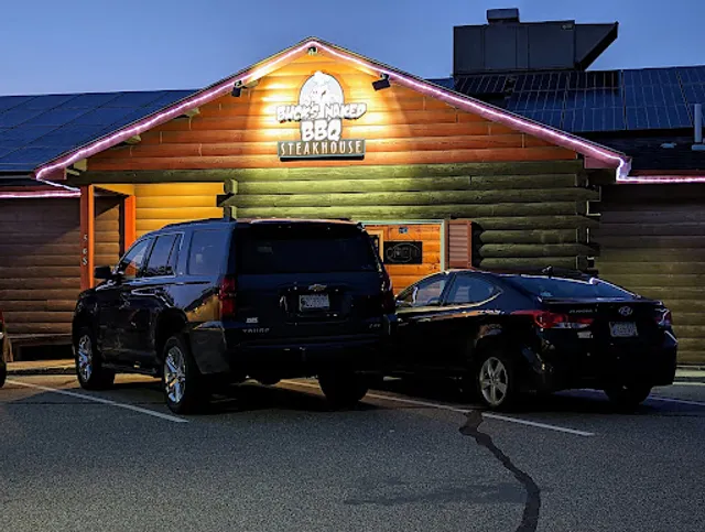 Buck's Naked BBQ & Studio Bar