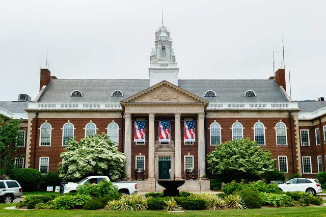 Newton City Hall