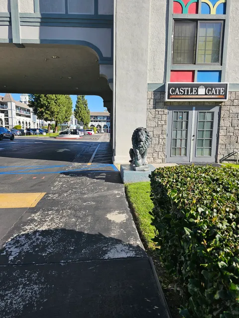 Castle Gate Gift Shop