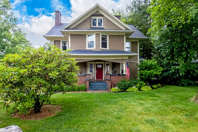 Casa Mirabella Guest House