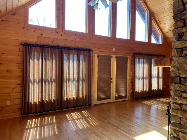 Smoky Peak Cabins LLC