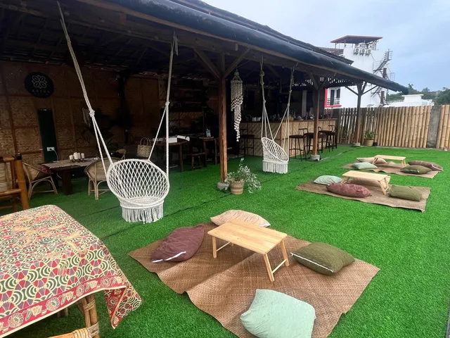 Casa Luntian Lodge & Cafe (Luntiang Tahanan)