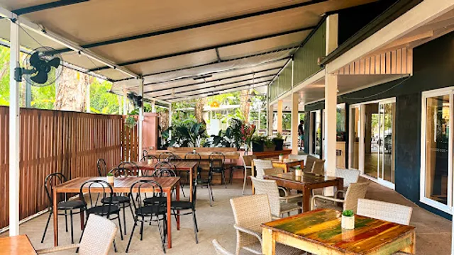 The Beach Shack La Cucina + Bar