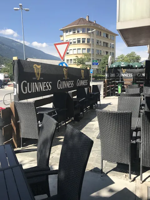 Scott Pub - Restaurant & Bar