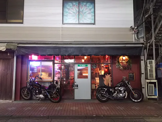 PATHOURI(パチョリ) usedclothing&cafe