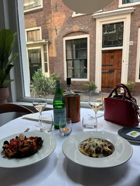 Adamo Trattoria Enoteca