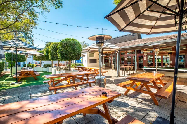 Nightcap at High Flyer Hotel