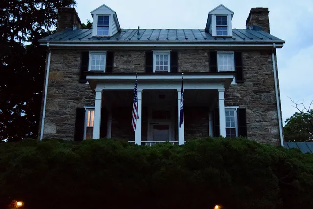 Caledonia Farm-1812 Bed & Breakfast