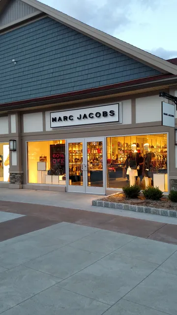Marc Jacobs - Woodbury Common Premium Outlets