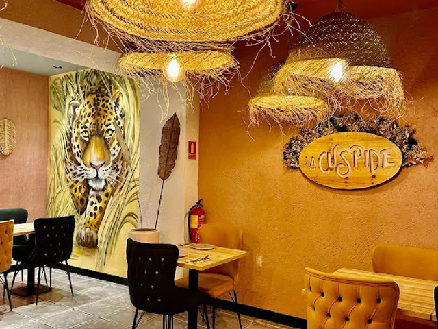 La Cúspide Móstoles - Restaurante Peruano