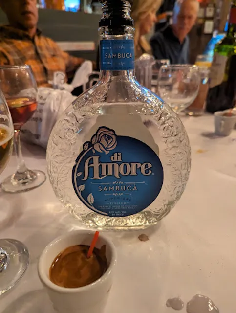 Aero Plaza Shopping Center