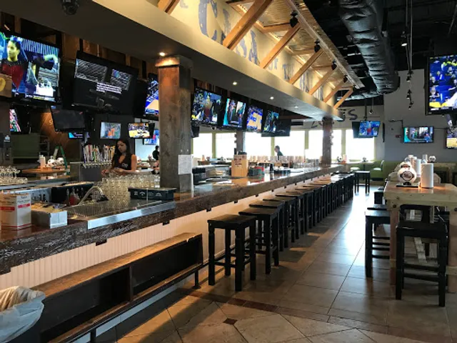 Ojos Locos Sports Cantina (East - Houston, TX)