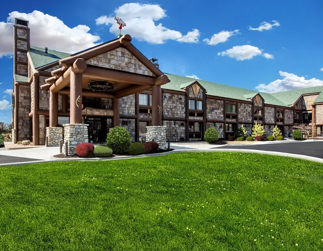 Bass Pro Shops Angler's Lodge