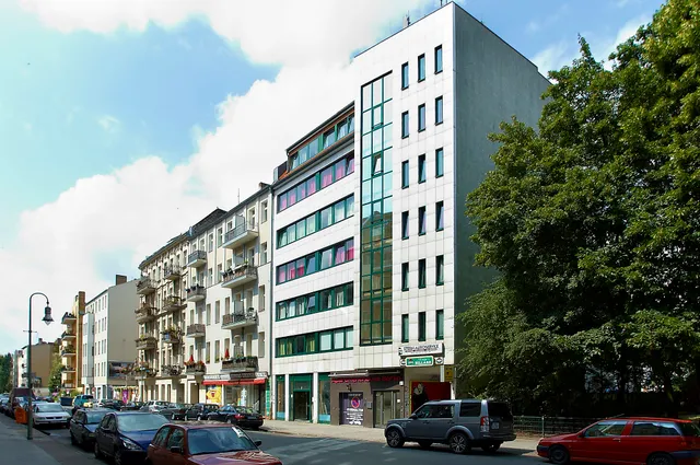 Apartmenthouse Berlin - Am Görlitzer Park