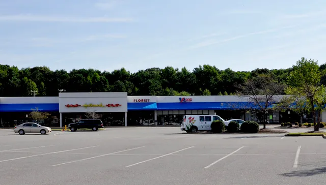 York River Crossing Shopping Center