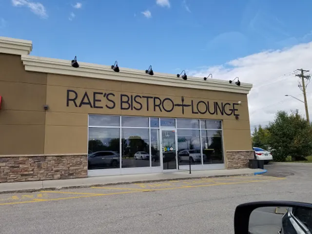Rae's Bistro + Lounge