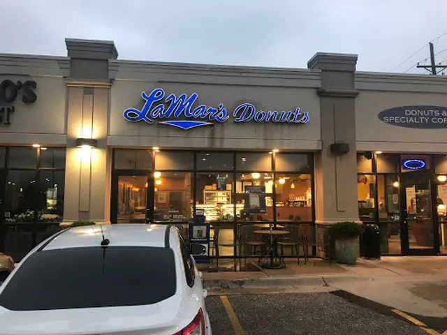 LaMar's Donuts and Coffee