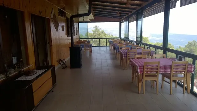 HORATA KIR BAHÇESİ