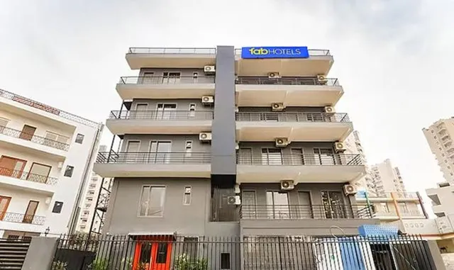 FabHotel Wedding Hut 51 - Hotel in Sector 51, Gurgaon