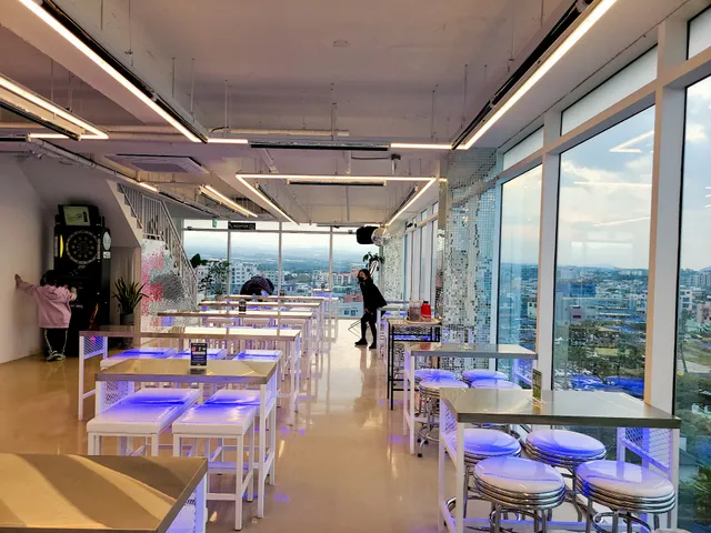 UNDER LOUNGE JEJU HAMDEOK