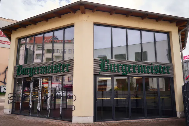Burgermeister Hermannplatz