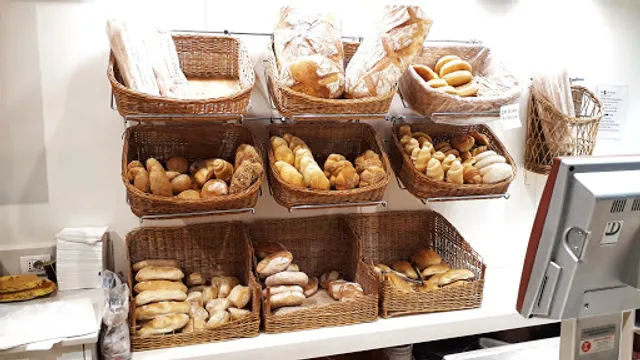 Serafini Bakery and Pastry Shop