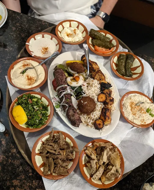 ROYAL GRILL KEBAB (Arabic & Halal Food) مطعم ومشاوي رويال كباب (مطعم عربي - حلال)