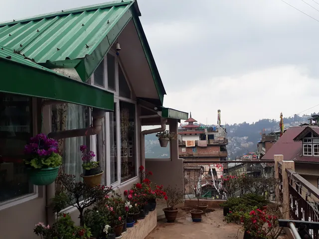 Kyrat Bed & Breakfast