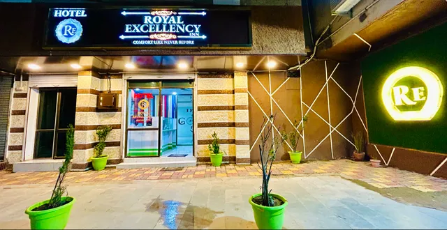 Hotel Royal Excellency inn